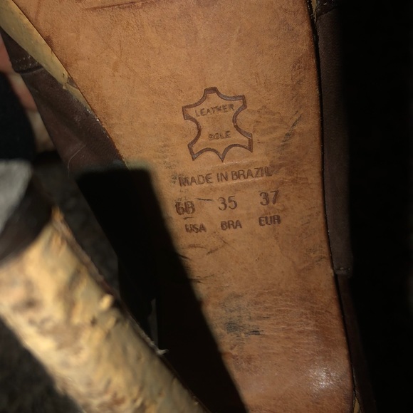 Heels - Picture 3 of 3